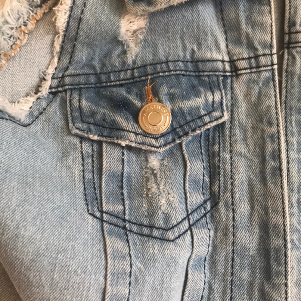 Jean Jacket - Picture 2 of 3